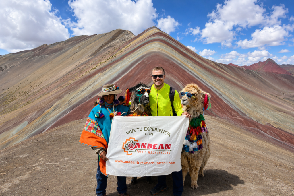 andean-treks-machupicchu-montana-7-colores-horizonta