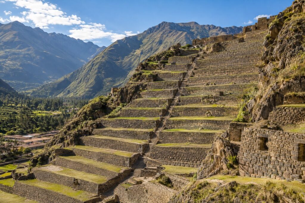 Terrazas agrícolas incas de Ollantaytambo en el Valle Sagrado